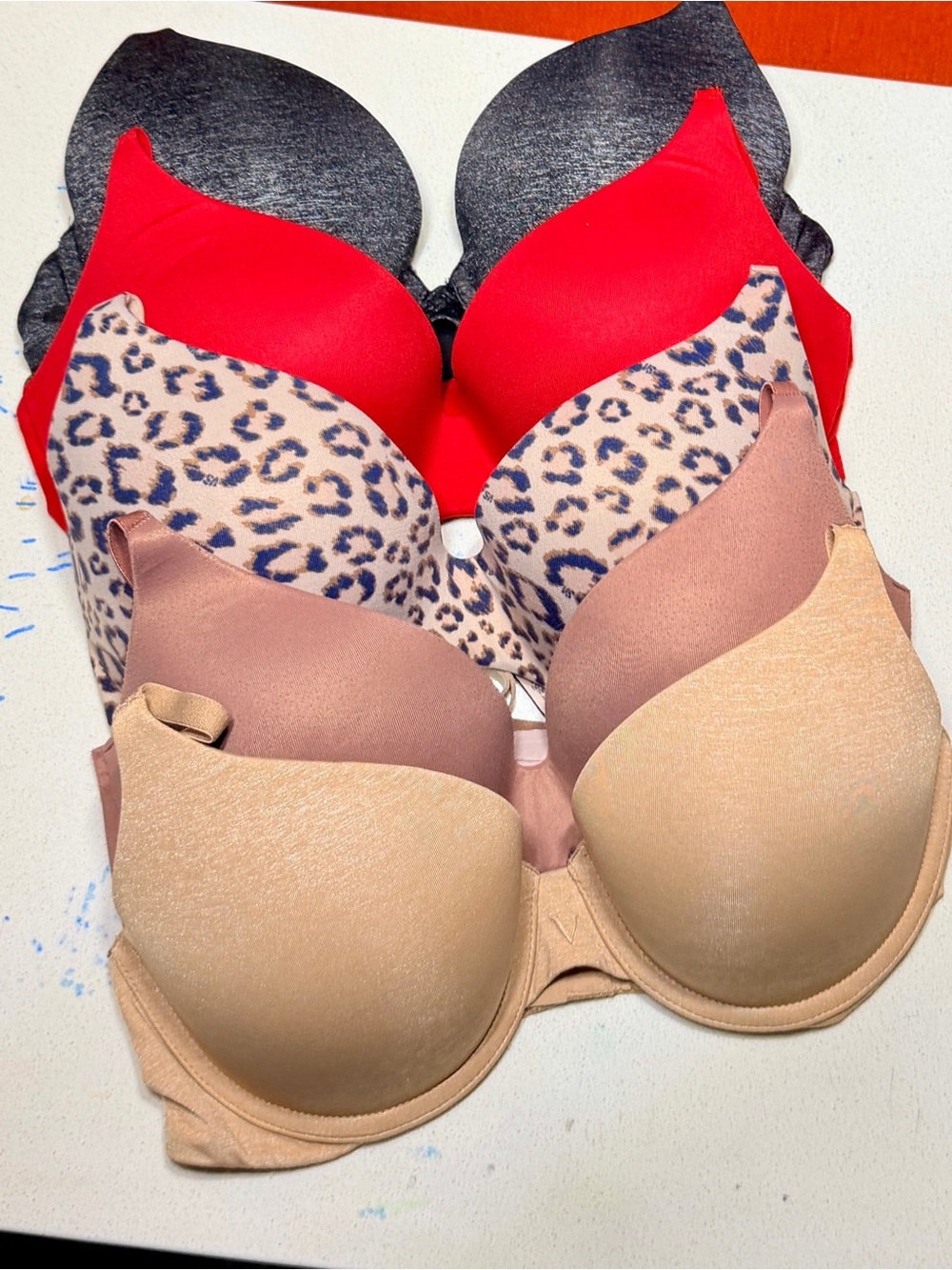 set of 5 Victoria's Secret perfect fit pushup bras